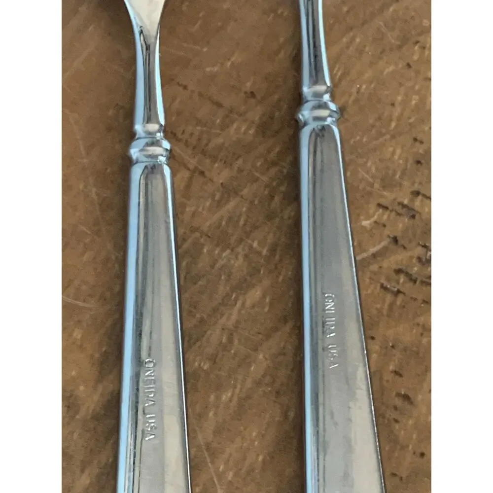 ONEIDA Stainless Glossy EASTON 5 Piece PLACE SETTING Forks Spoons Knife USA